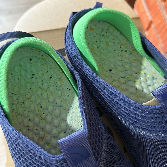 ❌SOLD❌North Face Base Camp Mule - Picture 4 of 10